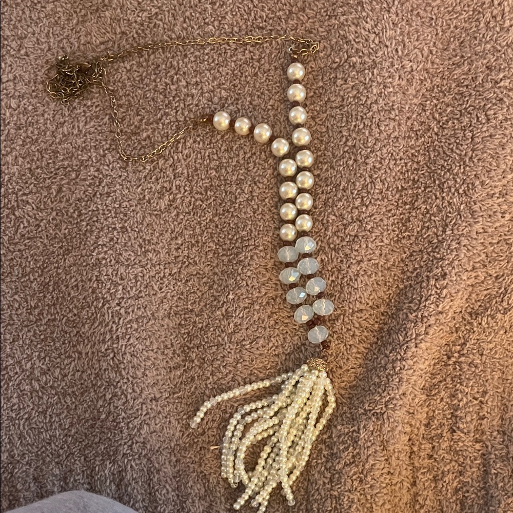 Elegant Pearl and Bead Tassel Necklace